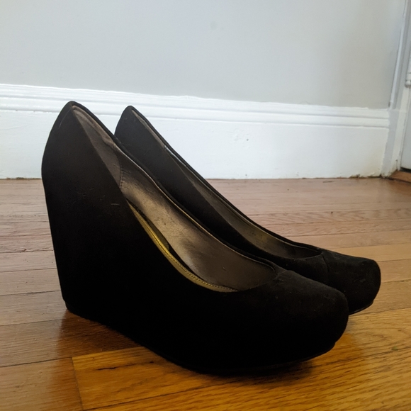 Fergalicious Shoes - Fergalicious black wedges